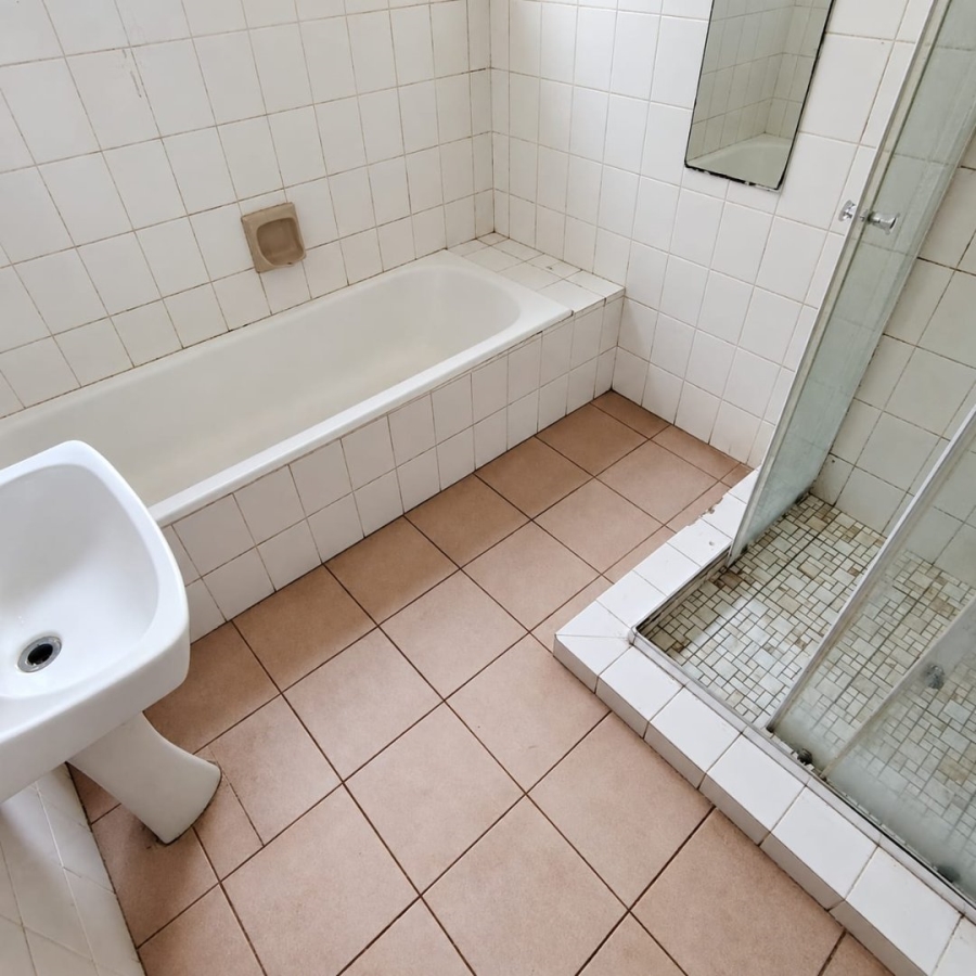 4 Bedroom Property for Sale in Gonubie Eastern Cape